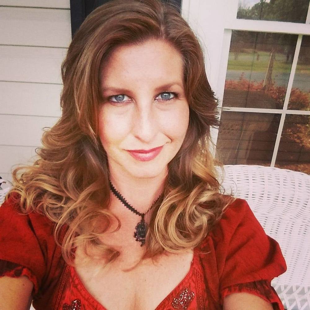 Meet your Posher, Erica